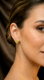 14K Yellow Gold Patterned Love Knot Earring LJ & Diamonds